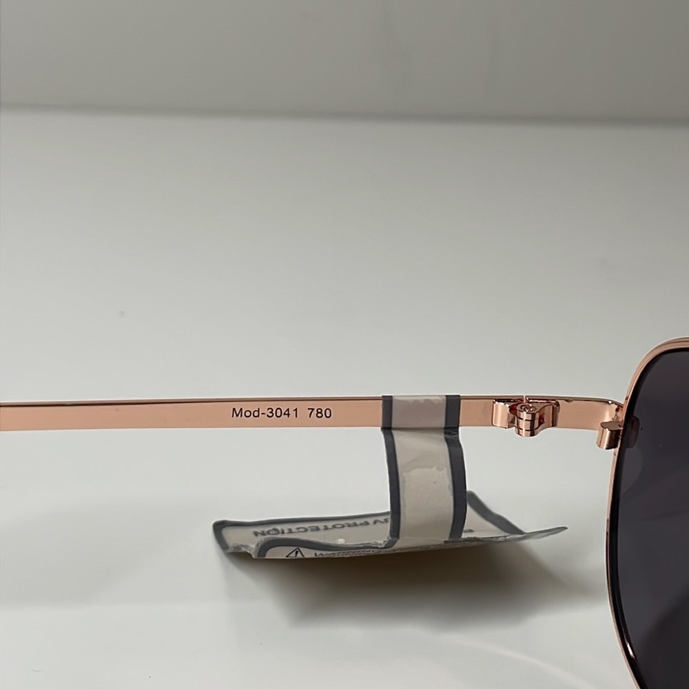 Oscar De La Renta Rose Gold Mirrored Sunglasses MOD3041 - Picture 5 of 9